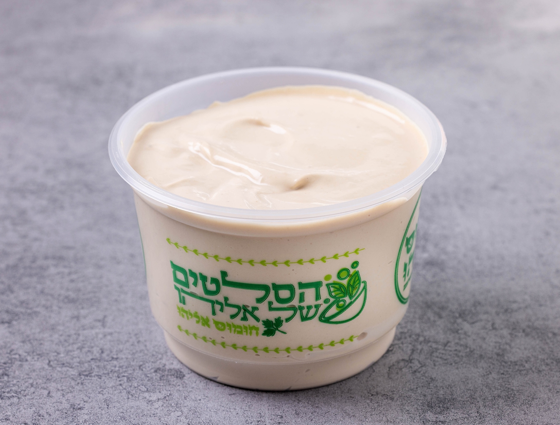 טחינה בגביע — צילום מעמוד המקור