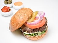 עמבורגר 200 גרם עמבורגר 200 גרם ברנרד ראשון לציון