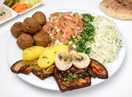 סביח בחמגשית סביח בחמגשית פלאפל ג'ינה שוקן תל אביב