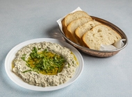 חצילים בטחינה חצילים בטחינה המטבחון