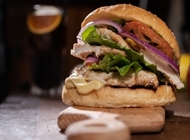 עסקית Chicken Burger עסקית Chicken Burger וולפנייטס תל אביב