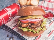 המבורגר פורטובלו + צ'יפס ושתייה המבורגר פורטובלו + צ'יפס ושתייה הבורגנים תלפיות ירושלים