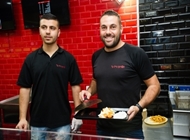 9. 9. גריל בר לוד