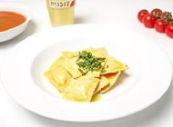 רביולי קארי פטריות רביולי קארי פטריות פיצה עגבניה אשקלון