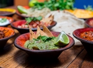 ארוחה בהרכבה זוגית טבעונית מקסיקנה גריל ראשון לציון (סינמה סיטי)