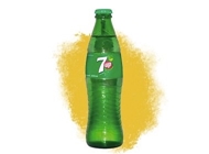 בקבוק זכוכית 7UP בקבוק זכוכית 7UP פסטה בסטה עזריאלי תל אביב
