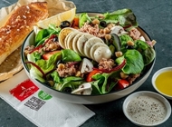 עסקית סלט ירקות בהרכבה + לחם שום סיציליאנו רחובות