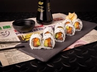 ספייסי סלמון I/O ספייסי סלמון I/O Wok A Way ווק אווי רמת השרון