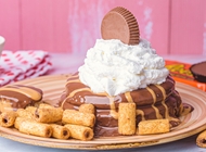 פנקייק Reese's פנקייק Reese's בית הפנקייק TLV כיכר רבין