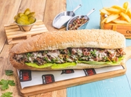 בגט שווארמה בגט שווארמה השניצליה טירת הכרמל