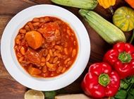 מרק שעועית בשרי גואטה יפו