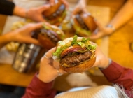 באקט כנפיים באקט כנפיים אנגוס כפר סבא