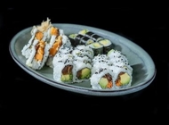קומבינציה טבעונית קומבינציה טבעונית Wok A Way ווק אווי בת ים