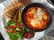 שקשוקה במחבת שקשוקה במחבת אורבן שניצל נתיבות