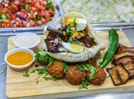 פלאפל בשילוב סביח מחוזק פלאפל בשילוב סביח מחוזק פלאפל מוסא נתניה