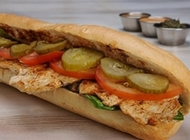 חזה עוף טריאקי בבגט חזה עוף טריאקי בבגט ספיד בגט פתח תקווה
