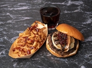 Classic Burger COMBO Classic Burger COMBO TLBS חנות ההמבורגר הקטנה דיזינגוף