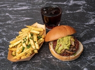 Beyond Burger COMBO Beyond Burger COMBO TLBS חנות ההמבורגר הקטנה דיזינגוף