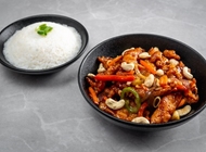 CHICKEN & CASHEW CHICKEN & CASHEW צ'ופ צ'ופ תל אביב