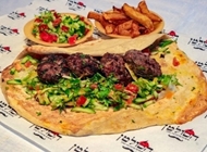 שיפוד קבב בקר-כבש בלאפה שווארמה הסולטן רמת גן