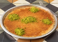 מגש כנאפה משפחתי טבעוני מגש כנאפה משפחתי טבעוני כנאפה אל ג'מילה תל אביב