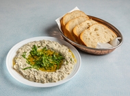 חצילים בטחינה חצילים בטחינה המטבחון