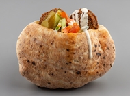 פלאפל בפיתה השווארמה של רונן שאול המלך באר שבע