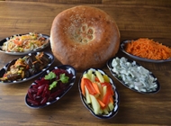 6 סוגי סלטים ראיחונה בית האוכל הבוכרי אשדוד