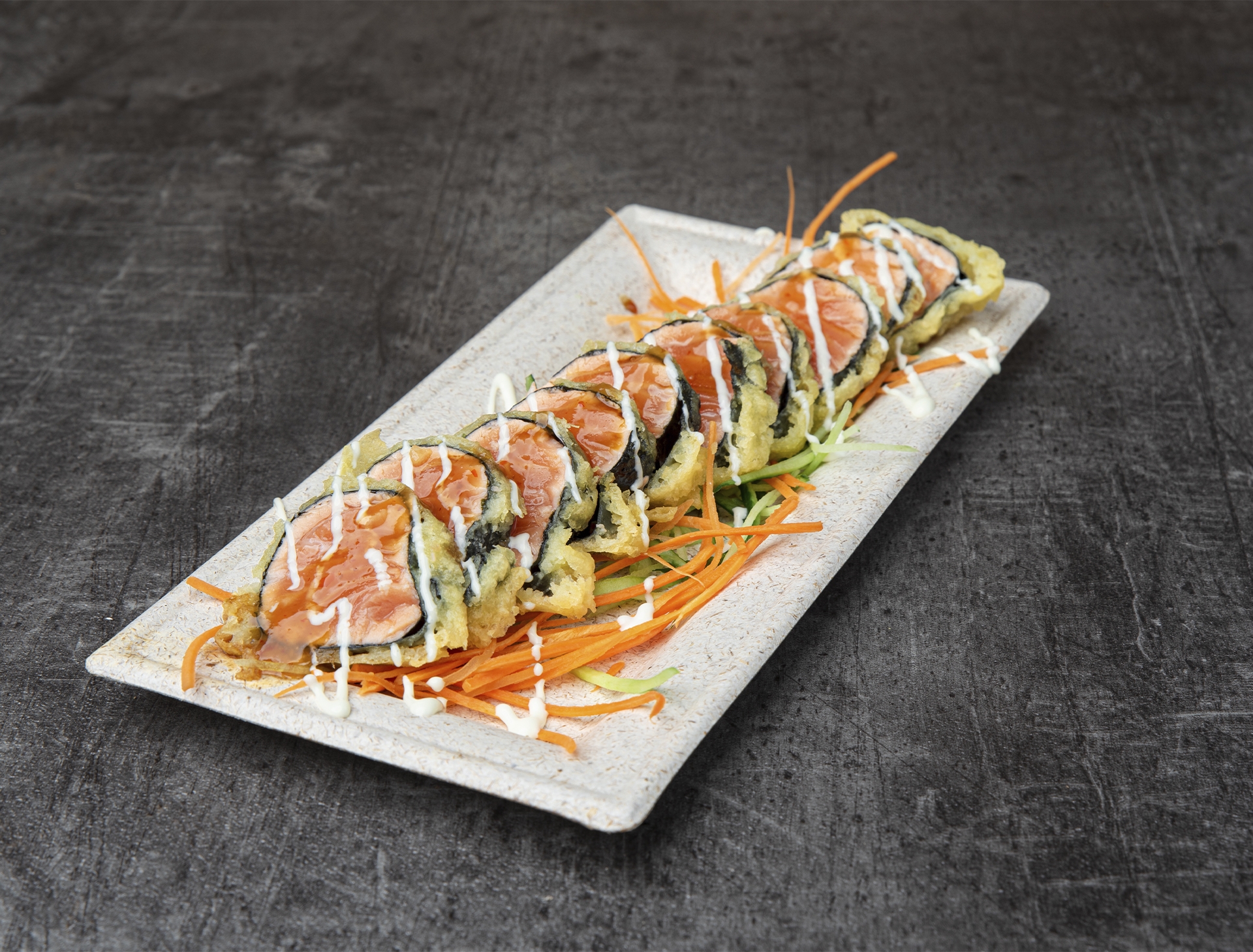 TATAKI SALMON איזקאיה סושי מרקט פתח תקווה