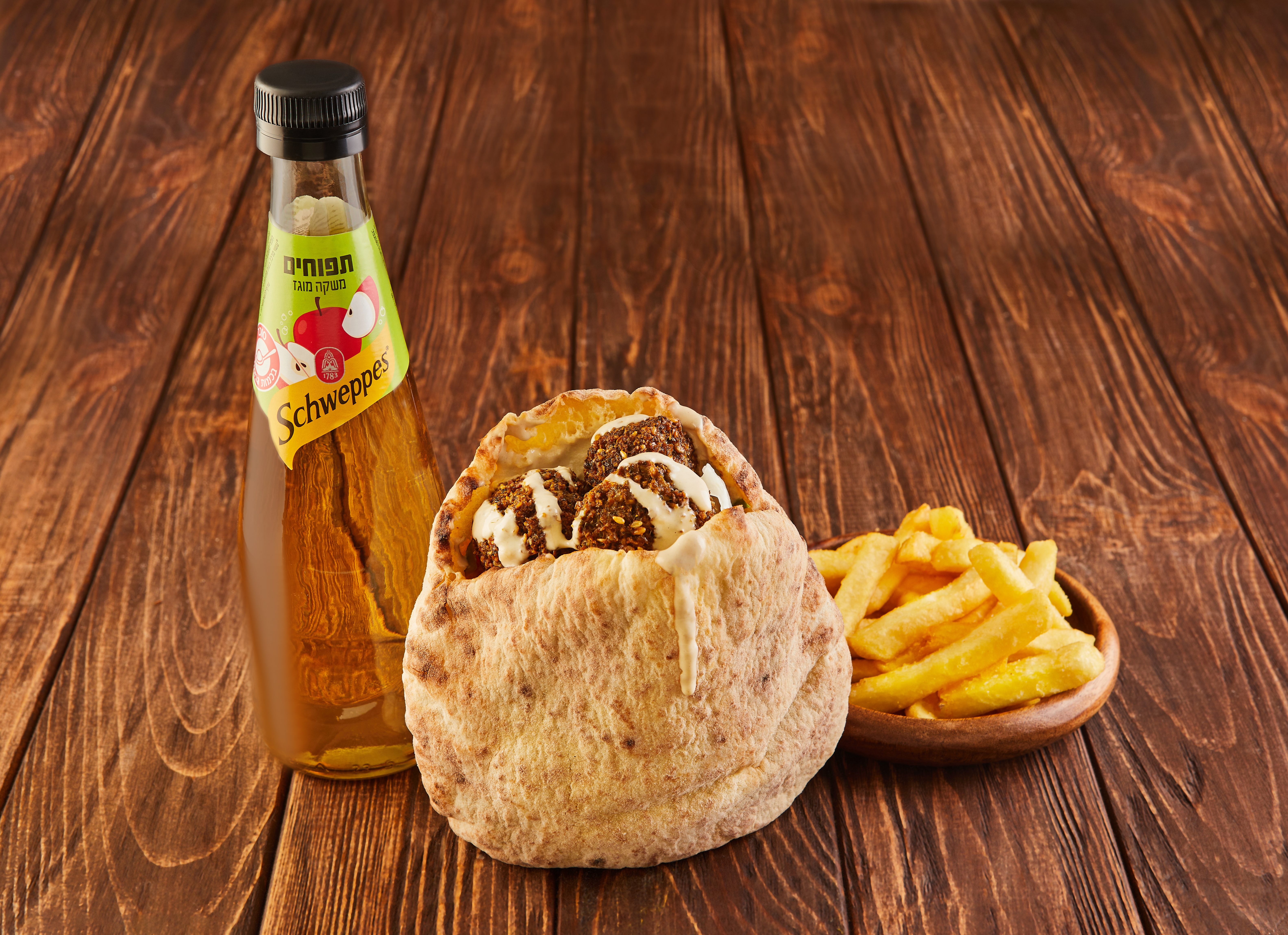 עסקית פלאפל + צ'יפס + שתייה חומוס 101 ירושלים