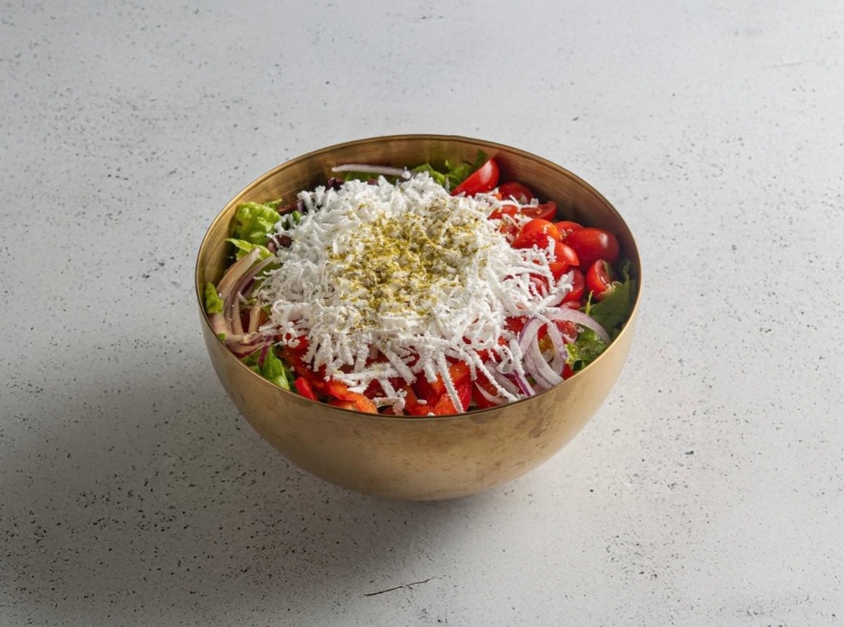סלט בהרכבה | 500 מ״ל על הלחם נתניה