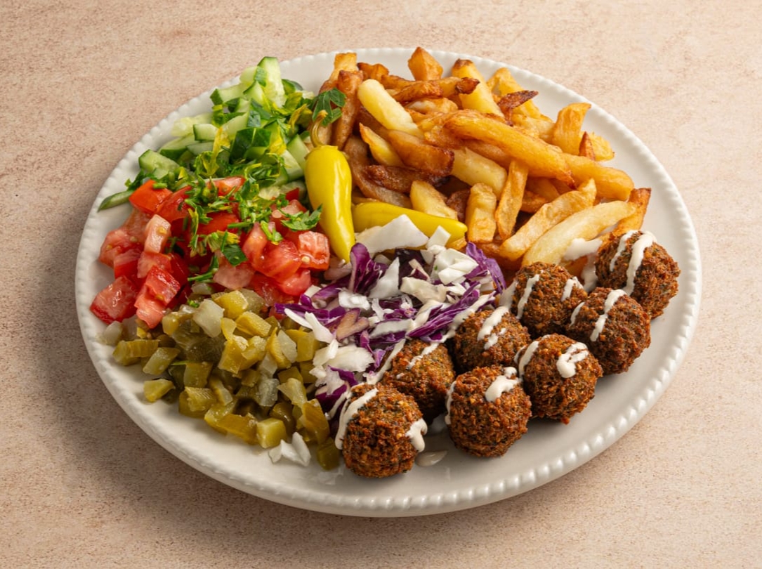 פלאפל בצלחת פלאפל כובשי החרמון רחובות