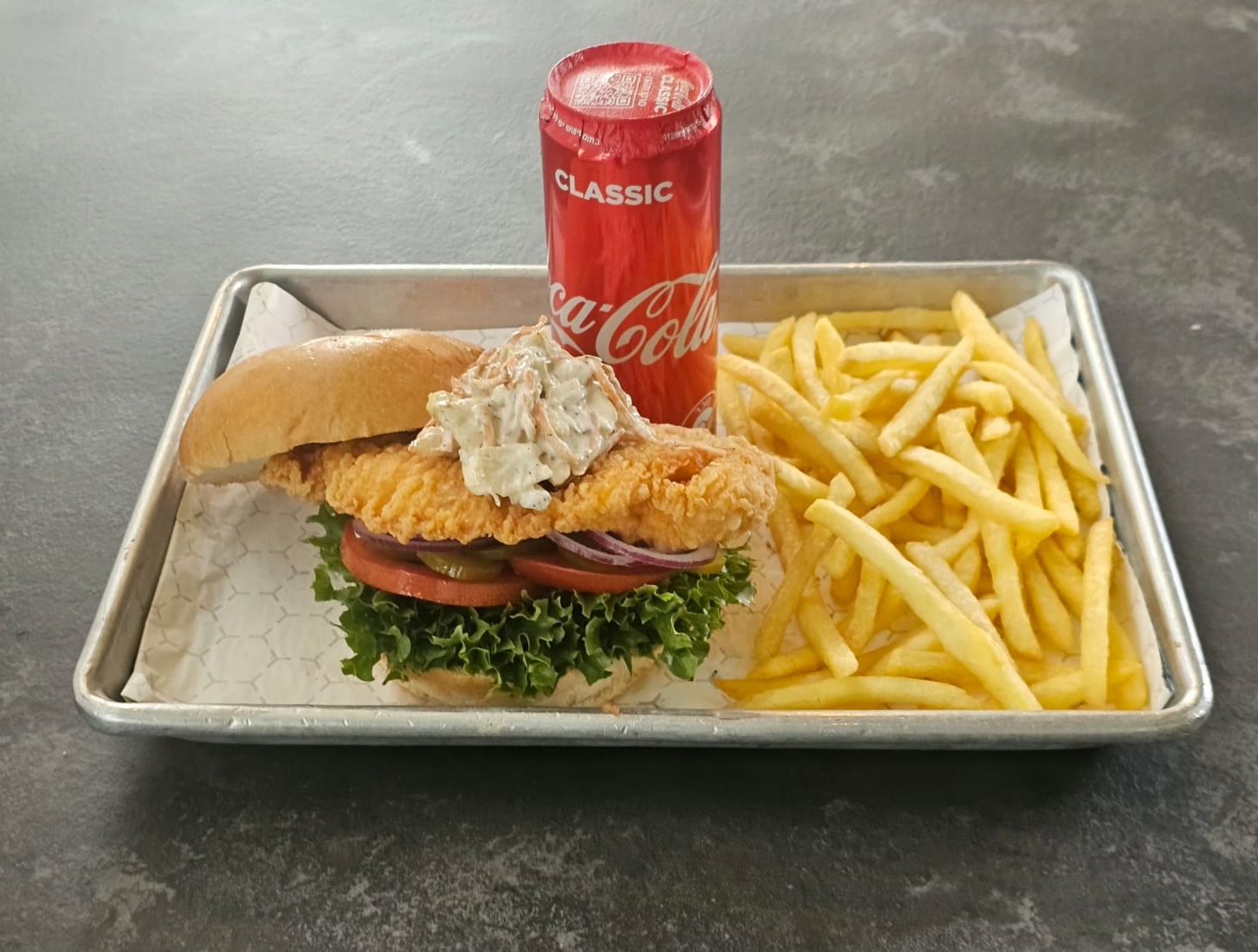CRISPY CHICKEN COMBO Vivid Burger ויויד בורגר ירושלים