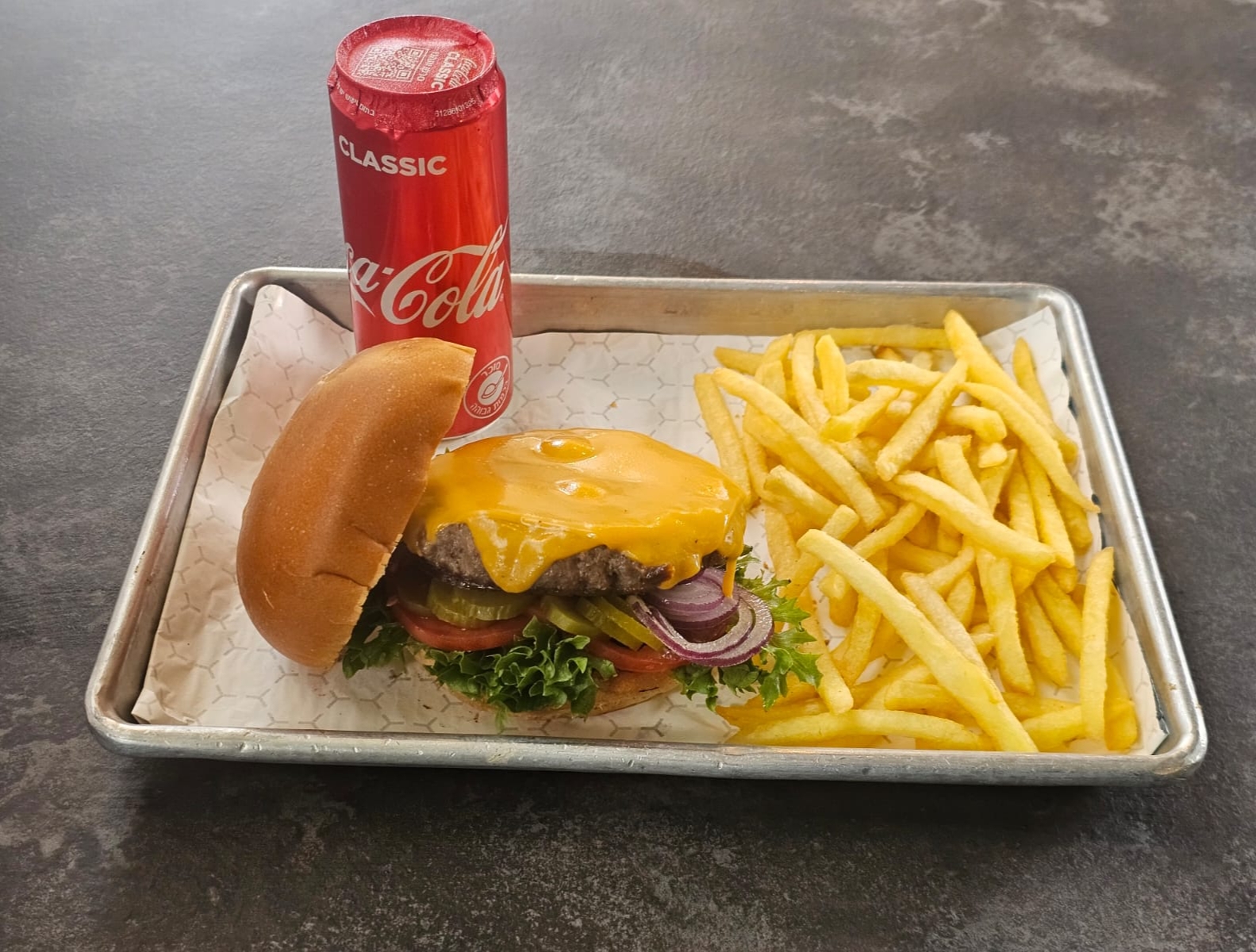 VIVID CHEDDAR MELT COMBO Vivid Burger ויויד בורגר ירושלים