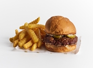 ארוחת CLASSIC BURGER גרינברג בורגר שינקין תל אביב