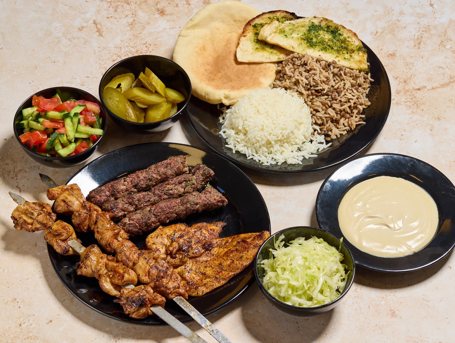 ארוחת שיפודים גדולה שישקבב הלון חיפה