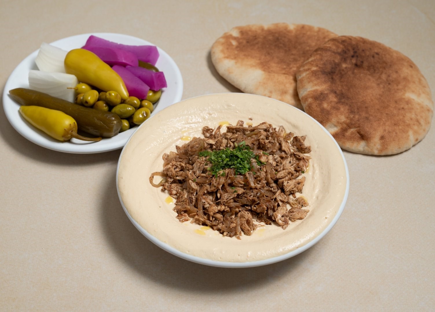 חומוס בהרכבה | בשרי חומוסיית הקונגרסים חיפה