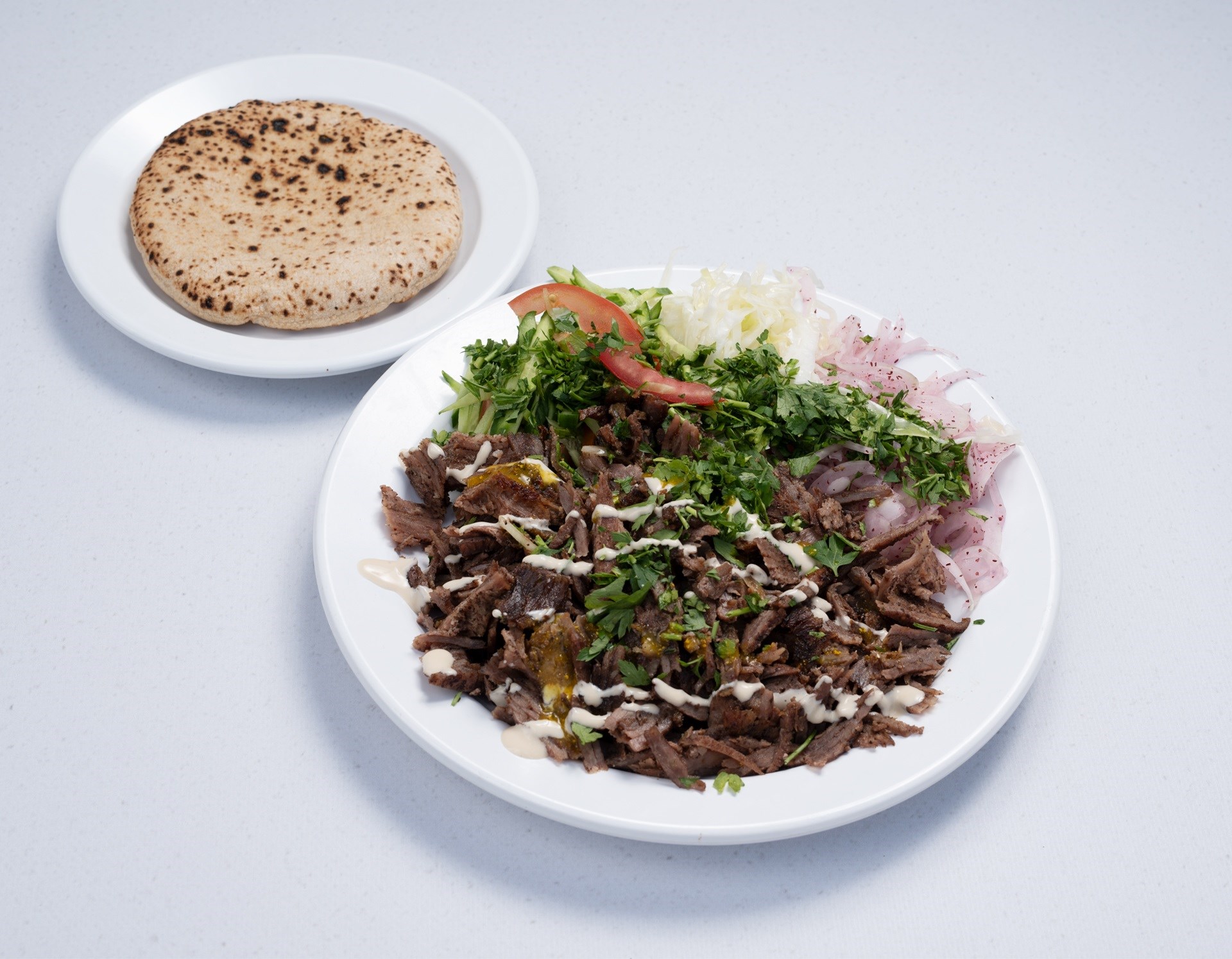 שווארמה אישית בצלחת שווארמה אדם בעיר חיפה