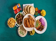 ארוחת שניצלים ופלאפל משפחתית שווארמה הנכד של חנניה רחובות