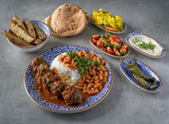 עסקית קציצות בשר ברוטב אדום פינתי גוש עציון