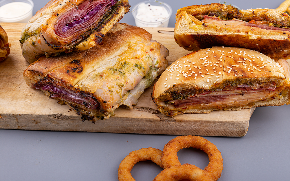 שום צ'ילי פסטו שום צ'ילי פסטו